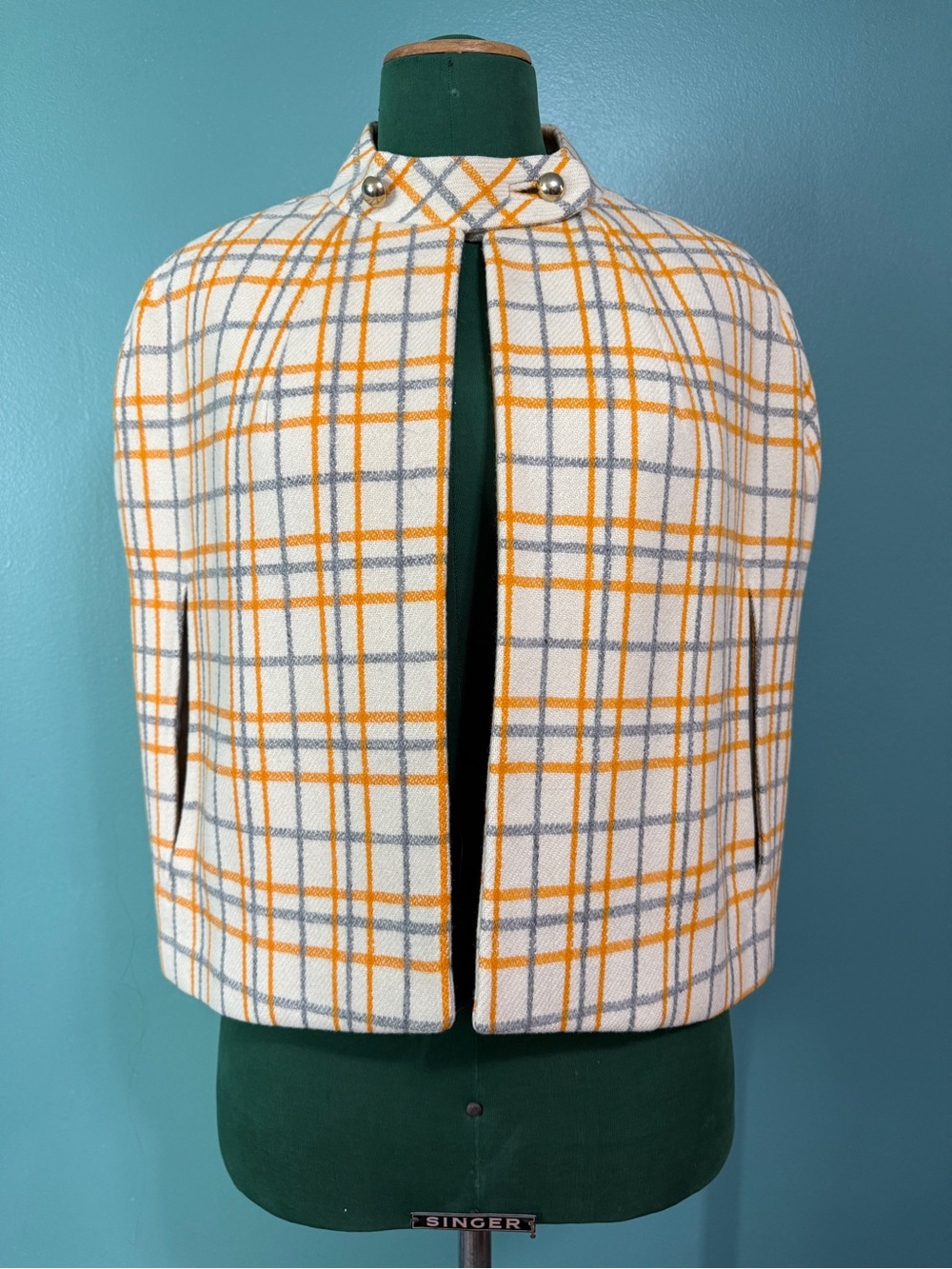 Mid century Union label 60’s tailored wool capelet
